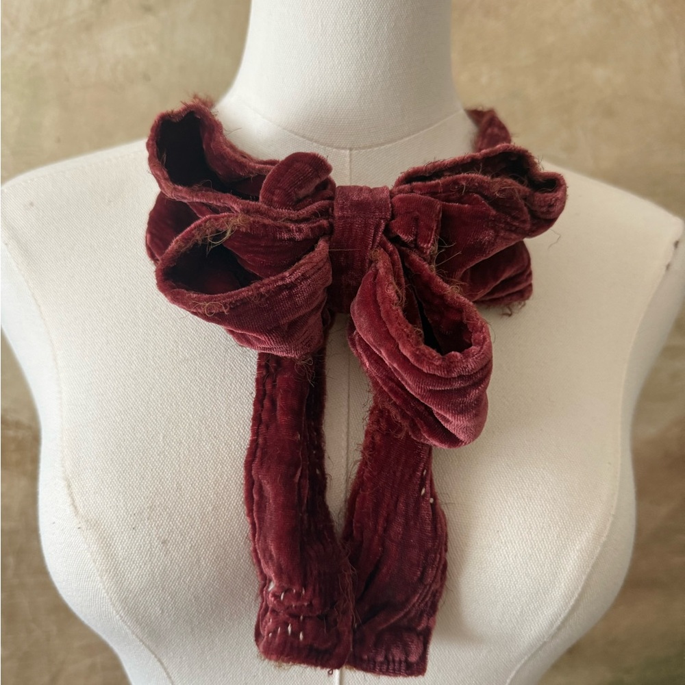 Magnolia Pearl Rich Burgundy Velvet Bow Necklace